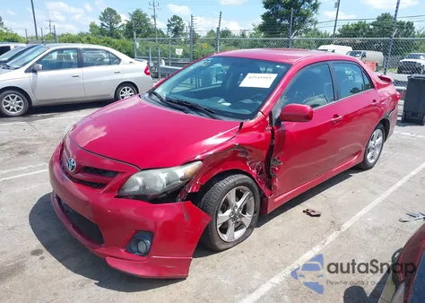 2013 Toyota Corolla S из США, поврежденный, VIN 2T1BU4EE8DC024681